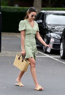 Michelle Keegan feet photo thumbnail