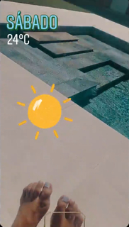 Paula Echevarría feet photo thumbnail