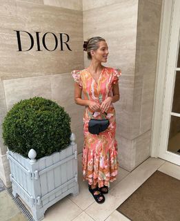 Helen Flanagan feet photo thumbnail