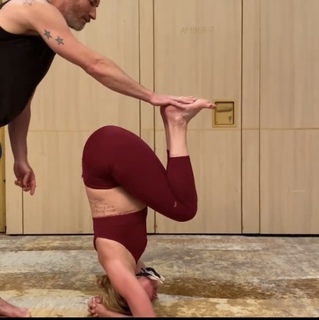 Amber Heard feet photo thumbnail