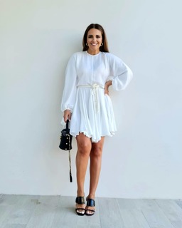 Paula Echevarría feet photo thumbnail