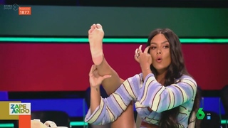Cristina Pedroche feet photo thumbnail