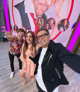 Cynthia Rodríguez feet photo thumbnail