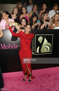 Galilea Montijo feet photo thumbnail