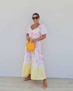 Paula Echevarría feet photo thumbnail
