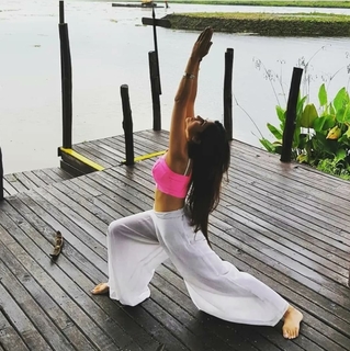 Poonam Yadav feet photo 3