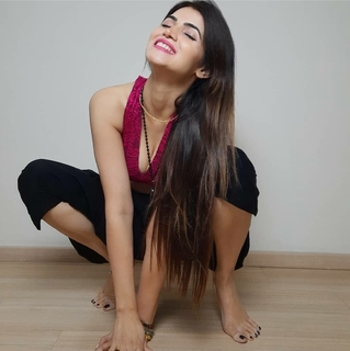 Poonam Yadav feet photo thumbnail
