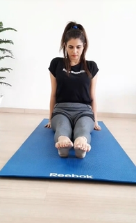 Poonam Yadav feet photo thumbnail