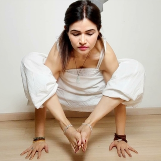 Poonam Yadav feet photo thumbnail