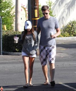Ashley Tisdale feet photo thumbnail