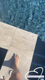 Katheryn Winnick feet photo thumbnail