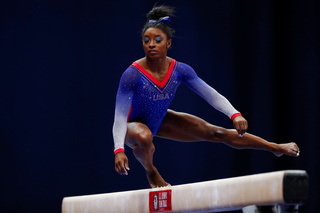 Simone Biles feet photo thumbnail
