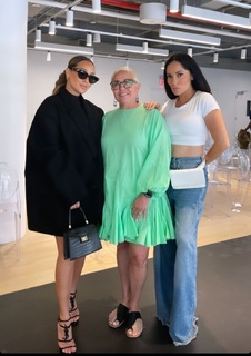 Adrienne Houghton feet photo thumbnail