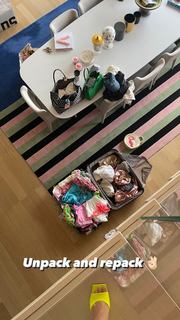 Chiara Ferragni feet photo thumbnail