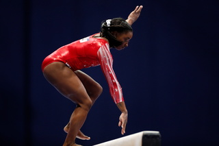 Simone Biles feet photo thumbnail