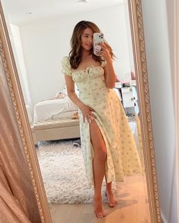 Imane Pokimane Anys feet photo thumbnail
