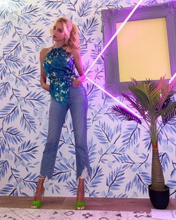 Doukissa Nomikou feet photo thumbnail
