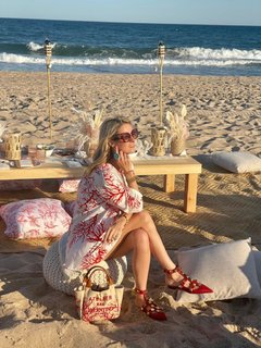 Nicky Rothschild feet photo thumbnail