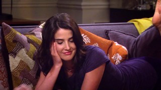Cobie Smulders feet photo thumbnail