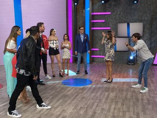 Cynthia Rodríguez feet photo thumbnail