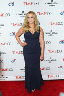 Amy Schumer feet photo thumbnail