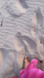 Giorgia Palmas feet photo thumbnail