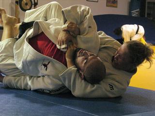 Ronda Rousey feet photo thumbnail