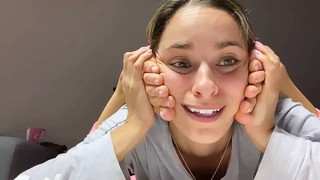 Diana Naborskaya feet photo thumbnail