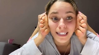 Diana Naborskaya feet photo thumbnail