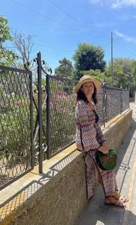 Caterina Balivo feet photo thumbnail