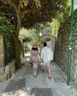 Caterina Balivo feet photo thumbnail