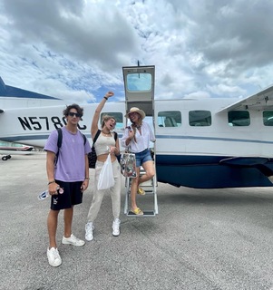 Lili Estefan feet photo thumbnail