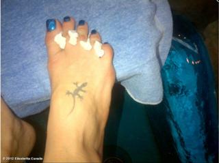 Elisabetta Canalis feet photo thumbnail