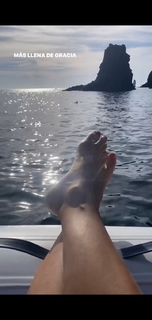 Veronica Maya feet photo thumbnail