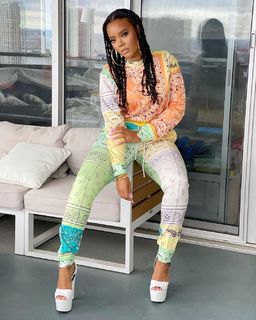 Angela Simmons feet photo thumbnail