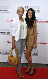 Lena Gercke feet photo thumbnail