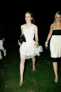 Emma Watson feet photo thumbnail