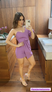 Cynthia Rodríguez feet photo thumbnail