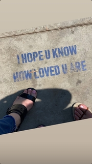 Shantel VanSanten feet photo thumbnail