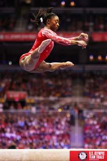 Simone Biles feet photo thumbnail