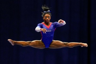 Simone Biles feet photo thumbnail