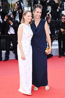 Jodie Foster feet photo thumbnail