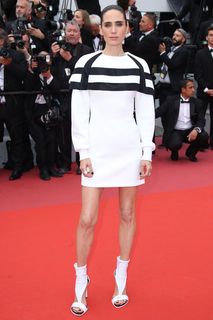 Jennifer Connelly feet photo thumbnail