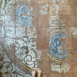 Gwyneth Paltrow feet photo thumbnail
