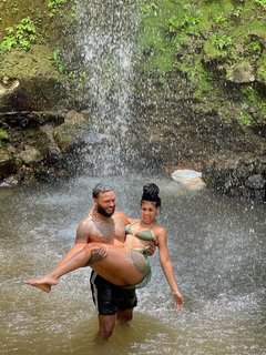 Queen Naija feet photo thumbnail