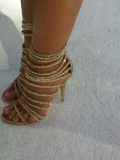 Audrina Patridge feet photo thumbnail