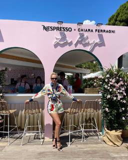 Chiara Ferragni feet photo thumbnail