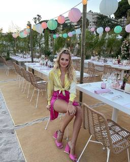 Chiara Ferragni feet photo thumbnail