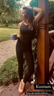 Edyta Herbus feet photo thumbnail