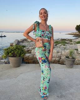 Chiara Ferragni feet photo thumbnail